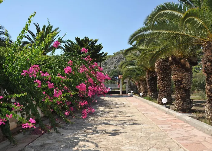 Charming Beach Cottage - Paradise On Earth